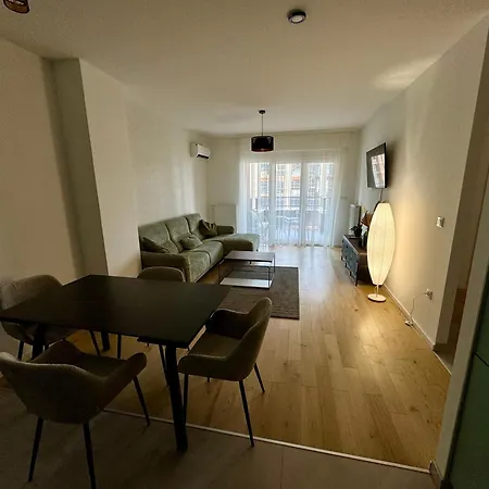 Spacious 80m2 In The Heart Of *