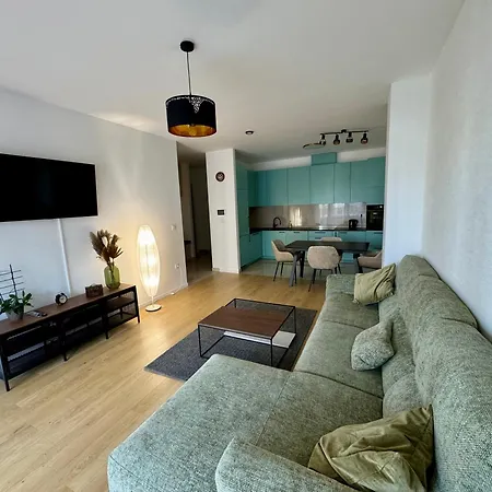 Spacious 80m2 In The Heart Of بانيا لوكا